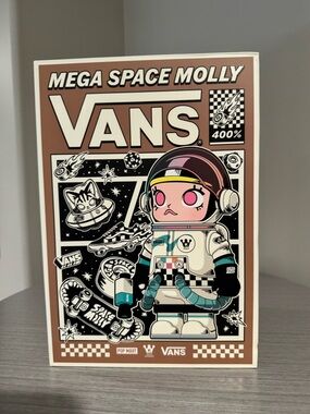 Vans Mega Space Molly 400% Collectible Figure